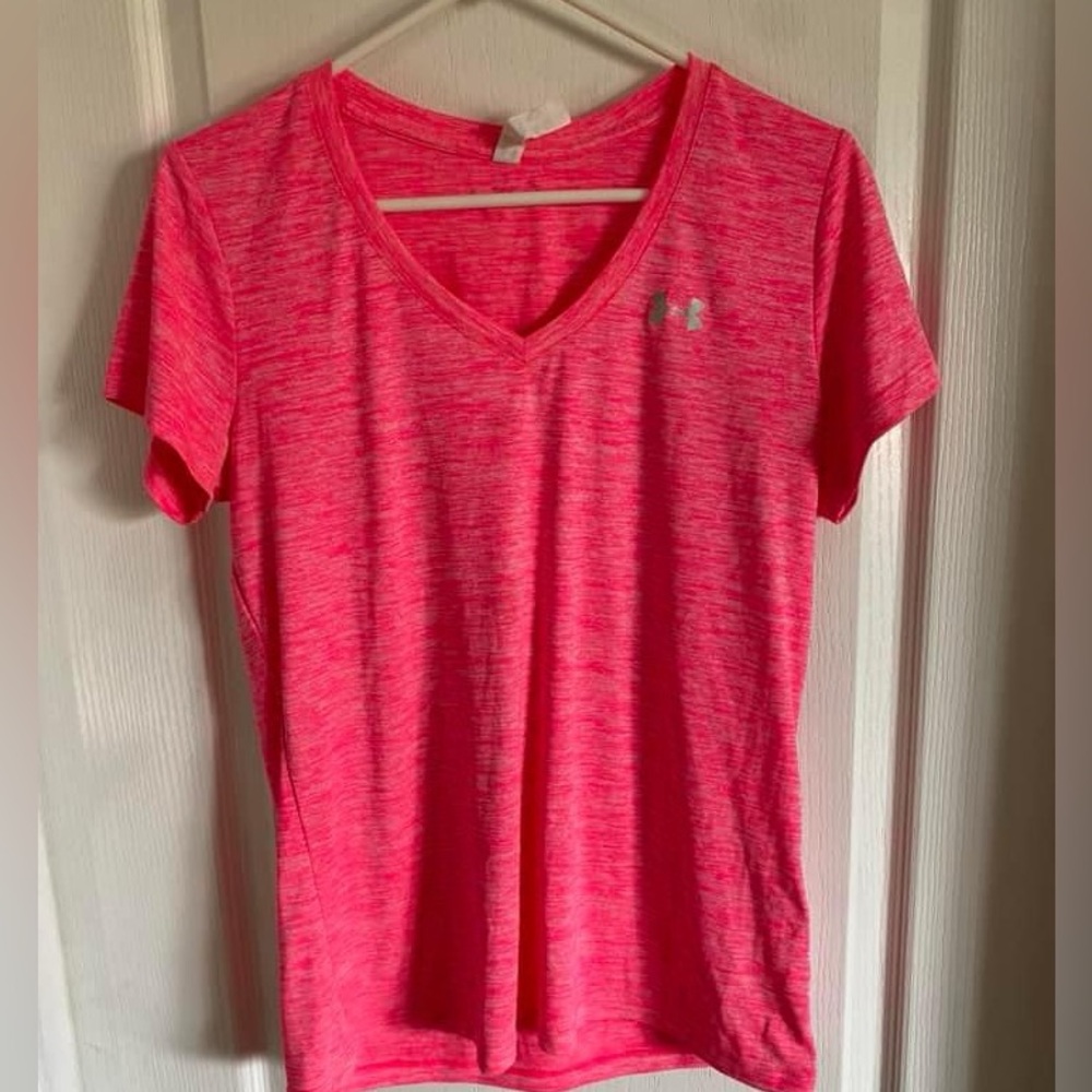 Under Armour T-shirt